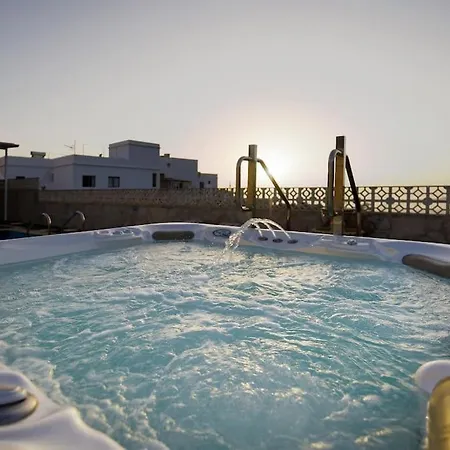 Holiday home Casa Duque - Vistas, Jacuzzi, Sauna Y Piscina El Paso